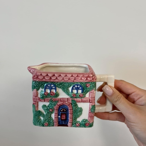Vintage Avon Pink Ceramic Cottage Creamer Pitcher - Picture 5 of 5